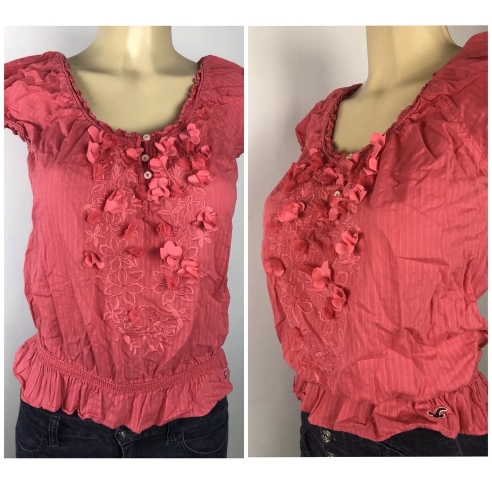 🚩Hollister Top Floral Applique 3 Button Logo Sz M